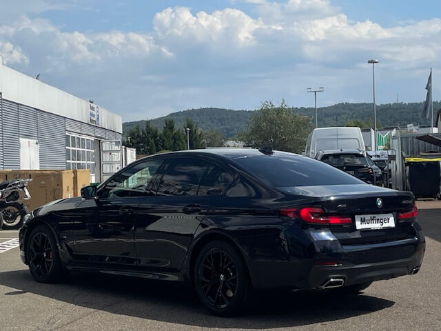 BMW 530 e xDr.M Sport HUD Kamera Laser HiFi AHK 19 Sportpaket Bluetooth Navi Klima Standhzg PDC el. Fenst Ansicht 6 für Fahrzeugdetailseite