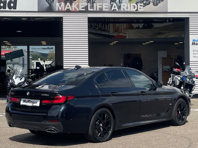 BMW 530 e xDr.M Sport HUD Kamera Laser HiFi AHK 19 Sportpaket Bluetooth Navi Klima Standhzg PDC el. Fenst Ansicht 8 für Fahrzeugdetailseite
