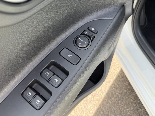KIA Rio 1.0 T-GDI 100 Vision LED Navi Kamera AHK 16 Bluetooth Klima Einparkhilfe el. Fenster Ansicht 13 für Fahrzeugdetailseite