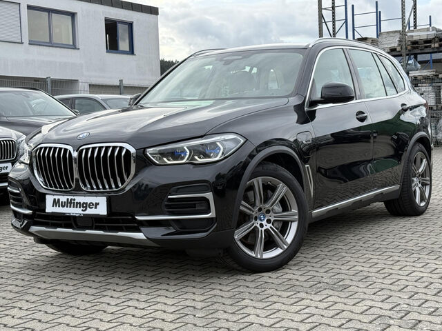 BMW X5 x45e Leder KomfS+Belüft.HUD ACC Laser AHK 20 Bluetooth Navi Vollleder Klima Luftfederung Standhz Ansicht 2 für Fahrzeugdetailseite