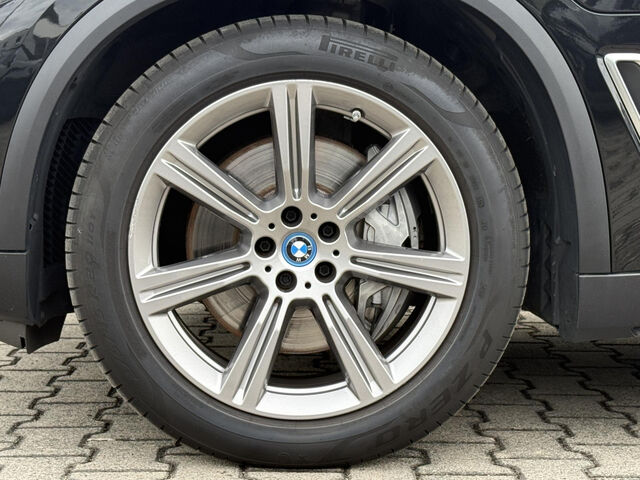BMW X5 x45e Leder KomfS+Belüft.HUD ACC Laser AHK 20 Bluetooth Navi Vollleder Klima Luftfederung Standhz Ansicht 8 für Fahrzeugdetailseite