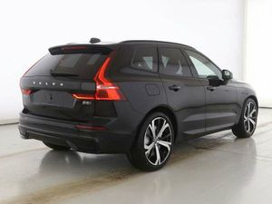 VOLVO XC60 B5 Ultra Dark AWD...