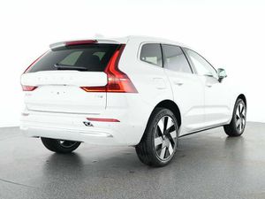VOLVO XC60 T6 Ultra Bright Plug-In Hybrid AWD...