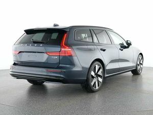 VOLVO V60 T8 AWD Ultra Dark Plug-In Hybrid AWD...