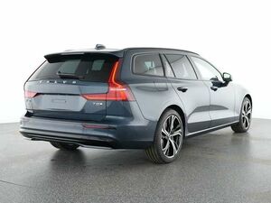VOLVO V60 T8 Ultra Dark Recharge Plug-In Hybrid AWD...