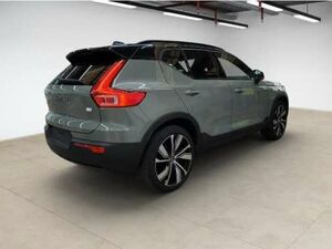 VOLVO XC40 R Design Recharge Pure Electric AWD...