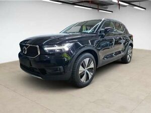 VOLVO XC40 T3 Momentum Pro 2WD...