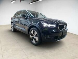 VOLVO XC40 T3 Momentum Pro 2WD...