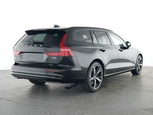 VOLVO V60 B4 Hybrid Benzin Plus Dark...