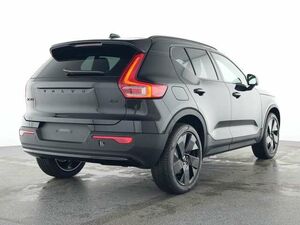 VOLVO XC40 B3 Plus Black Edition 2WD...