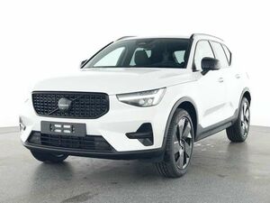 VOLVO XC40 B3 Plus Black Edition 2WD...