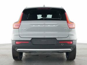 VOLVO XC40 B3 Core 2WD...