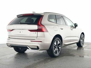 VOLVO XC60 B5 Plus Dark AWD...
