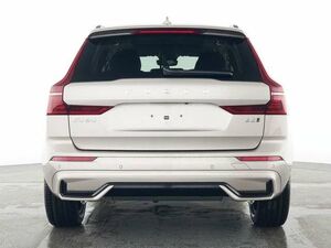 VOLVO XC60 B5 Plus Dark AWD...