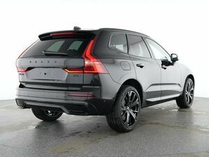 VOLVO XC60 Ultra Black Edition AWD...