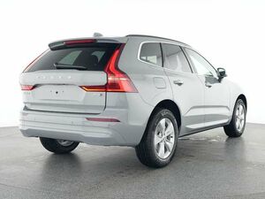VOLVO XC60 B 5 AWD Dark Core...