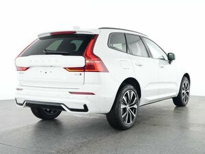 VOLVO XC60 B 5 AWD Plus Dark, NAVI, Klima, PDC...