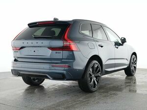 VOLVO XC60 B5 Plus Black Edition AWD...