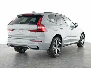 VOLVO XC60 B5 Ultra Dark AWD...