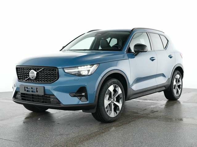 VOLVO XC40 B4 Plus Dark 2WD...