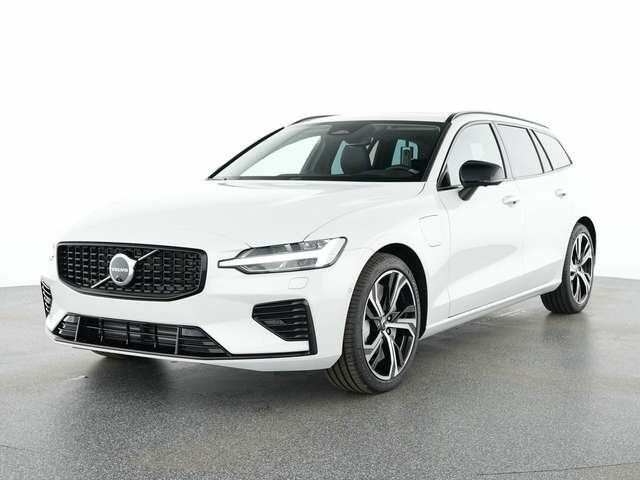VOLVO V60 T8 Ultra Dark Recharge Plug-In Hybrid AWD...