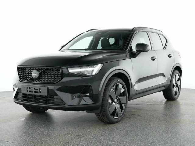 VOLVO XC40 B3 Plus Black Edition 2WD...