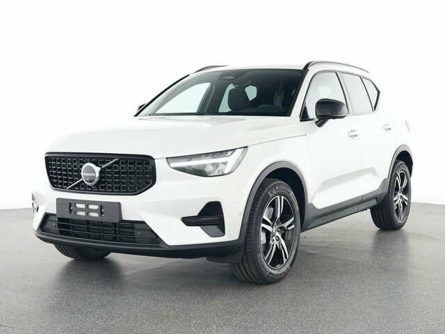 VOLVO XC40 B4 Mild-Hybrid Benzin Plus Dark 2WD...