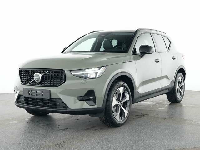 VOLVO XC40 B3 Plus Dark 2WD...