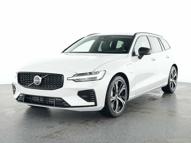 VOLVO V60 Kombi Plus Dark T8 Plug-In Hybrid AWD...