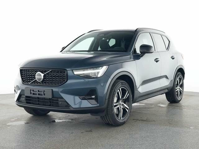 VOLVO XC40 B4 Plus Dark 2WD...