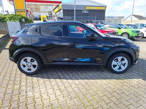 NISSAN Juke Tekna 1.6 Hybrid 4AMT