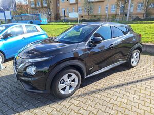 NISSAN Juke Tekna 1.6 Hybrid 4AMT