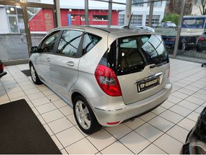 MERCEDES-BENZ A 160 AVANTGARDE PTS TEILLEDER SHZ ALU...