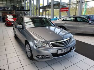 MERCEDES-BENZ C 180 ELEGANCE AUTOMATIK SHZ TEMPO PTS...