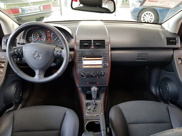 MERCEDES-BENZ A 160 ELEGANCE AUT TEMPO COMAND SHZ... Ansicht 12 für Fahrzeugdetailseite
