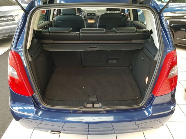 MERCEDES-BENZ A 160 ELEGANCE AUT TEMPO COMAND SHZ... Ansicht 13 für Fahrzeugdetailseite