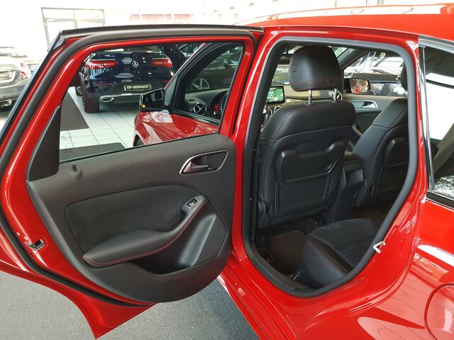 MERCEDES-BENZ B 180 AMG LED KAMERA AHK NIGHT AUT SHZ SPIEGEL... Ansicht 10 für Fahrzeugdetailseite