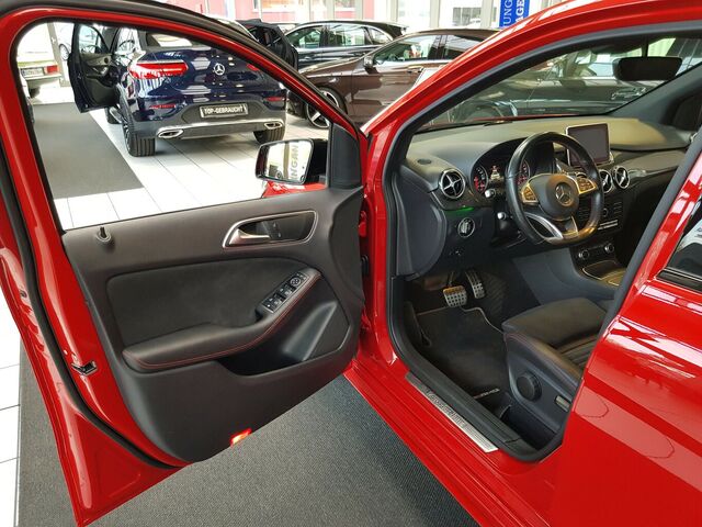 MERCEDES-BENZ B 180 AMG LED KAMERA AHK NIGHT AUT SHZ SPIEGEL... Ansicht 6 für Fahrzeugdetailseite