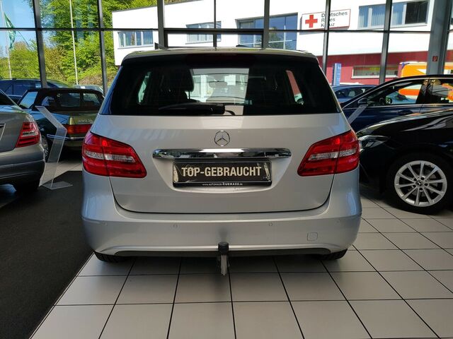 MERCEDES-BENZ B 180 STYLE AUTOMATIK XENON AHK PTS SPIEGELPAKET... Ansicht 14 für Fahrzeugdetailseite