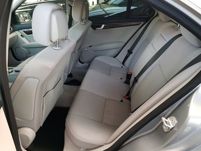 MERCEDES-BENZ C 180 ELEGANCE AUTOMATIK SHZ TEMPO PTS... Ansicht 9 für Fahrzeugdetailseite