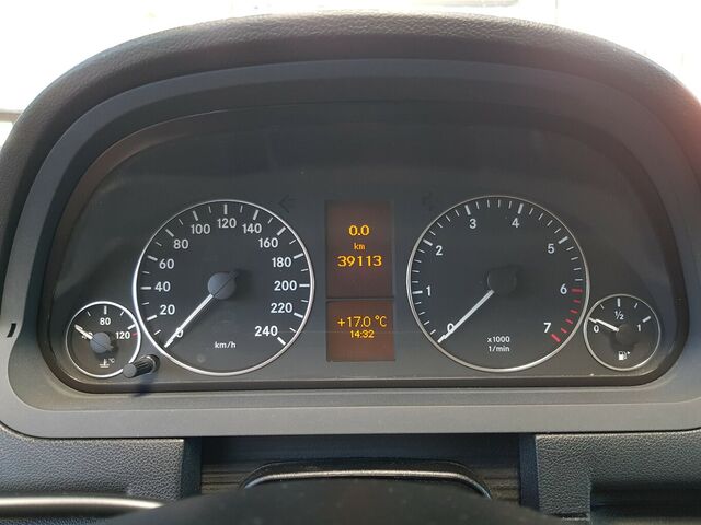 MERCEDES-BENZ A 160 AVANTGARDE AUTOMATIK SHZ TEMPO PTS... Ansicht 8 für Fahrzeugdetailseite