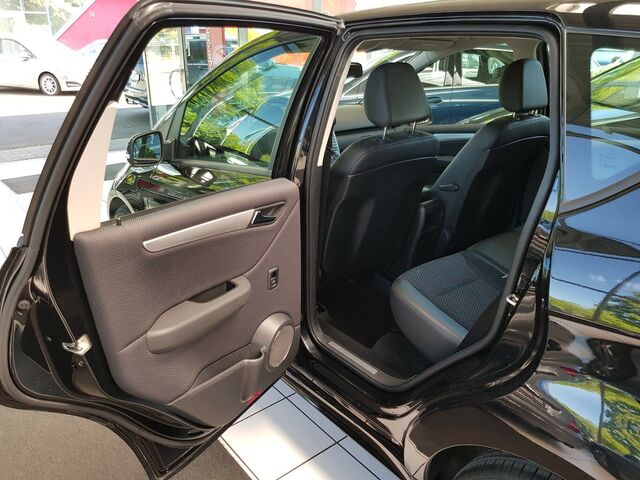MERCEDES-BENZ A 180 AVANTGARDE AUTOMATIK TEMPO SHZ PTS... Ansicht 10 für Fahrzeugdetailseite