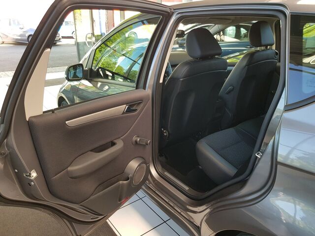MERCEDES-BENZ A 180 AVANTGARDE KLIMA SPIEGELKAPPBAR TEILLDER... Ansicht 10 für Fahrzeugdetailseite