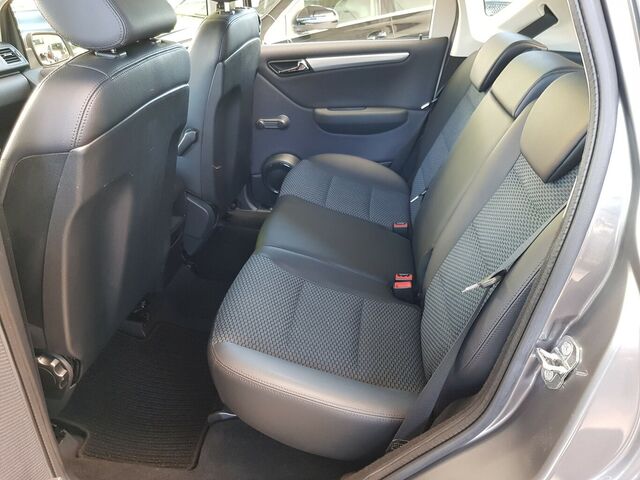 MERCEDES-BENZ A 180 AVANTGARDE KLIMA SPIEGELKAPPBAR TEILLDER... Ansicht 11 für Fahrzeugdetailseite