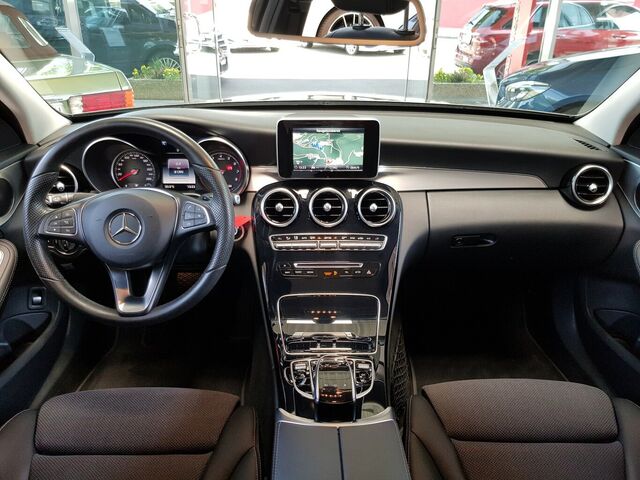 MERCEDES-BENZ C 180 AVANTGARDE LED KAMERA AUTOMATIK SHZ TEMPO... Ansicht 11 für Fahrzeugdetailseite