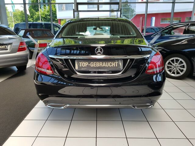 MERCEDES-BENZ C 180 AVANTGARDE LED KAMERA AUTOMATIK SHZ TEMPO... Ansicht 13 für Fahrzeugdetailseite