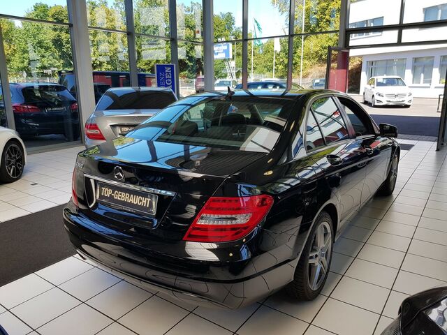 MERCEDES-BENZ C 180 CLASSIC NAVI PTS SHZ KLIMA SPIEGELKLAPPBAR... Ansicht 3 für Fahrzeugdetailseite