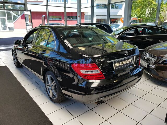 MERCEDES-BENZ C 180 CLASSIC NAVI PTS SHZ KLIMA SPIEGELKLAPPBAR... Ansicht 4 für Fahrzeugdetailseite