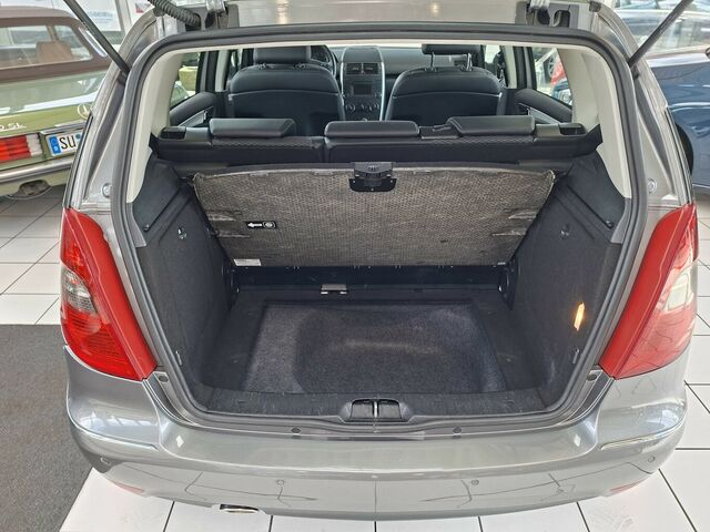 MERCEDES-BENZ A 160 AVANTGARDE AUTOMATIK SHZ PTS TEMPO... Ansicht 10 für Fahrzeugdetailseite