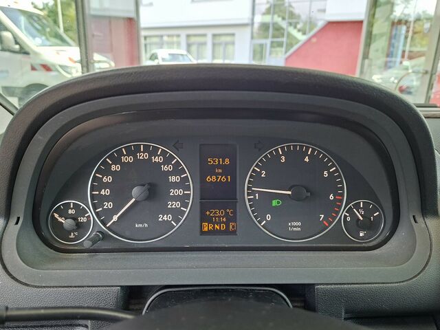 MERCEDES-BENZ A 160 AVANTGARDE AUTOMATIK SHZ PTS TEMPO... Ansicht 6 für Fahrzeugdetailseite